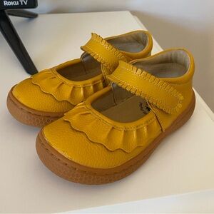 Yellow Livie & Luca sz 7